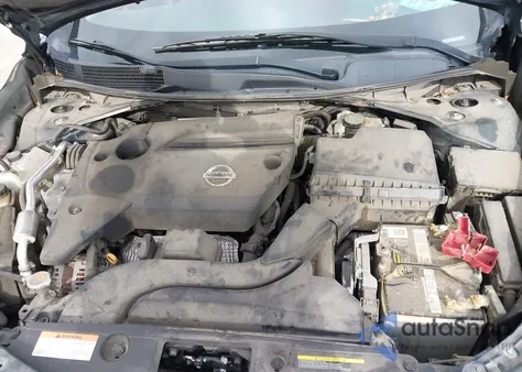 2015 Nissan Altima 2.5 z USA, uszkodzony, nr VIN 1N4AL3AP5FC244104